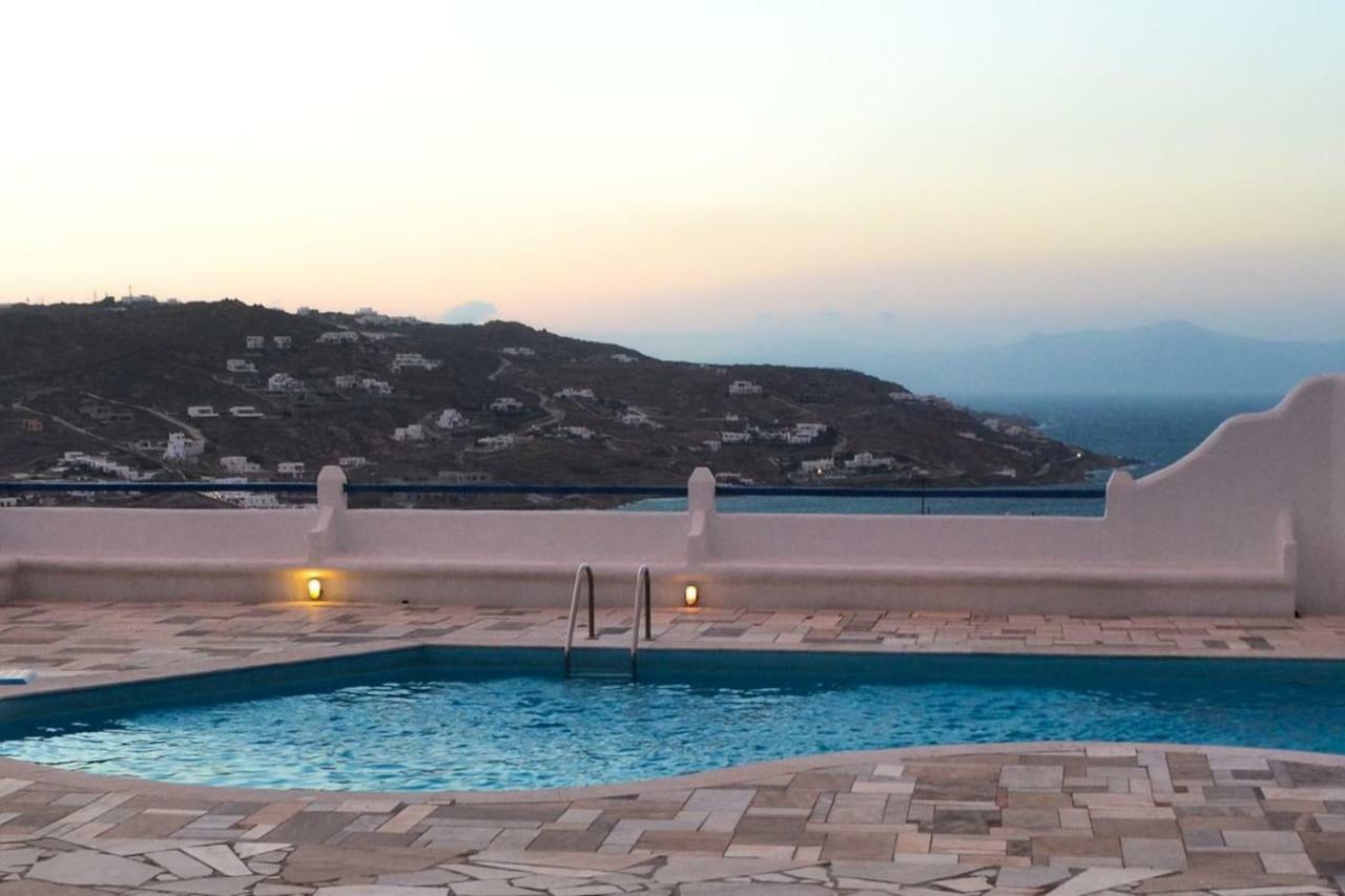 Complex Of Cycladic Traditional In Mykonos Ornos (Mykonos)